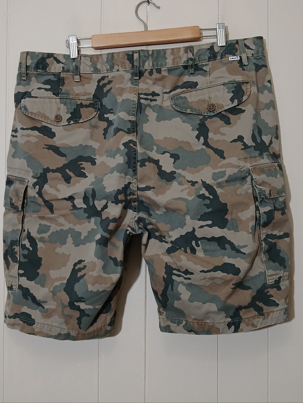 Levi's Men Cargo Shorts 9" Inseam Green Camo Cotton Y2K Summer Casual - Picture 2 of 7